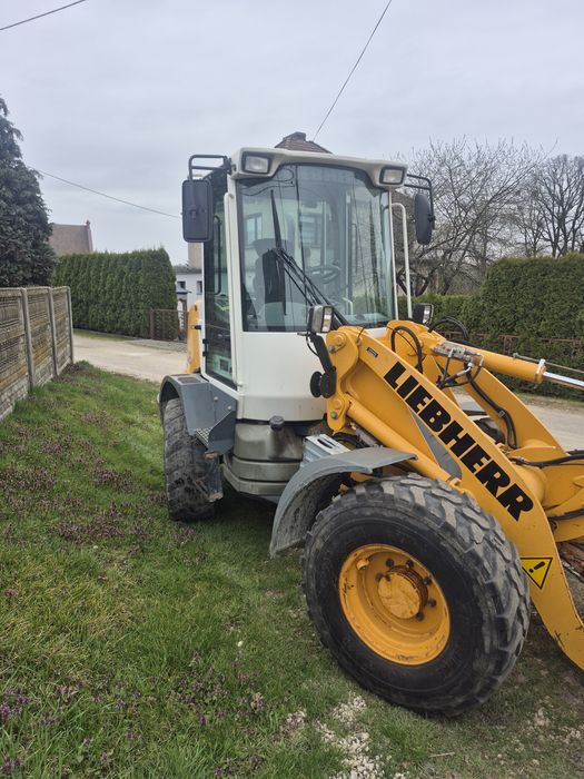 Witam Sprzedam lub zamienię na wózek widłowy ładowarka liebherr 506 stereo