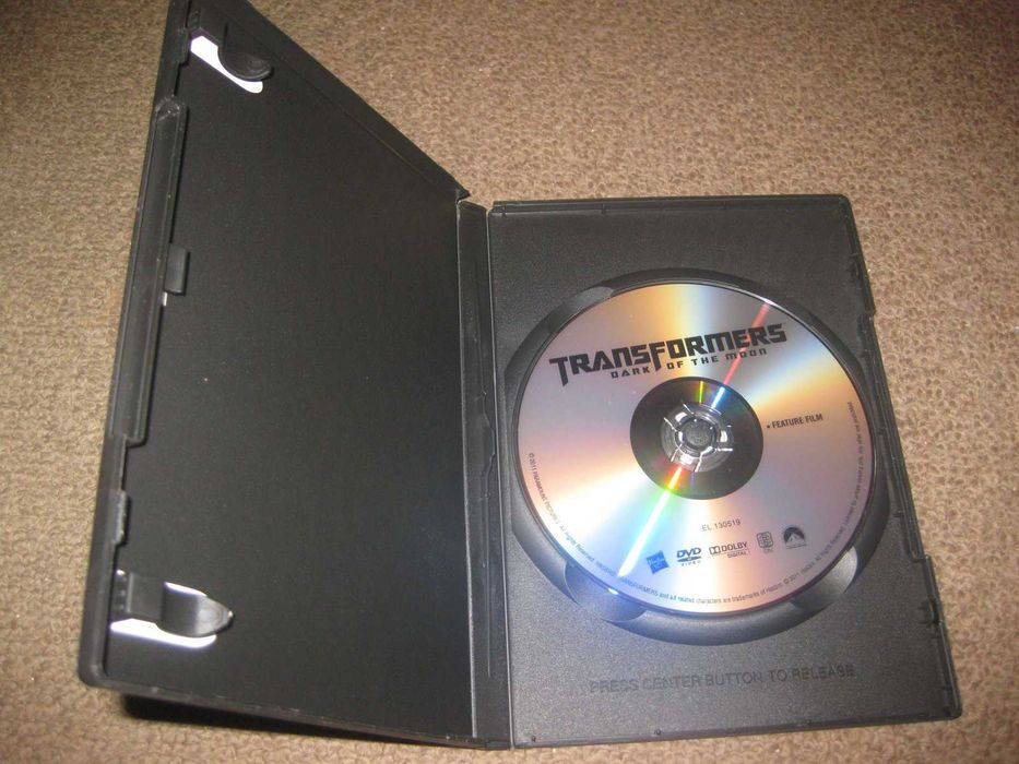 Michael Bay's DVD "Transformers 3"64285975091585122