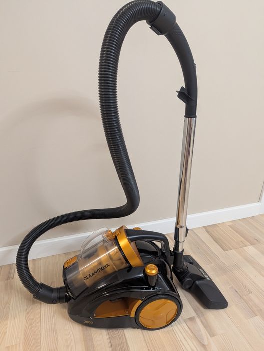 Odkurzacz bezworkowy/kolbowy