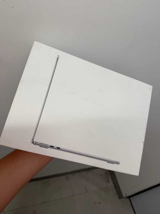 Apple MacBook Air 13,6" 16/256 M4 2025 Silver (MW0W3)