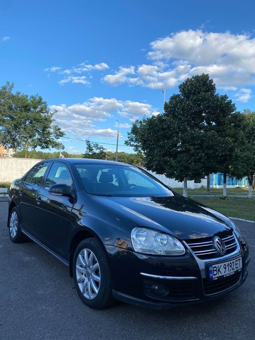 Продам своє авто(другий власник).