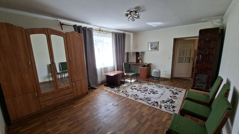 Продаж житлового будинку . Площа  220м².Земельна ділянка 11 сот.Програми. Є-відновлення.  Комунікації.Меблі .Техніка .