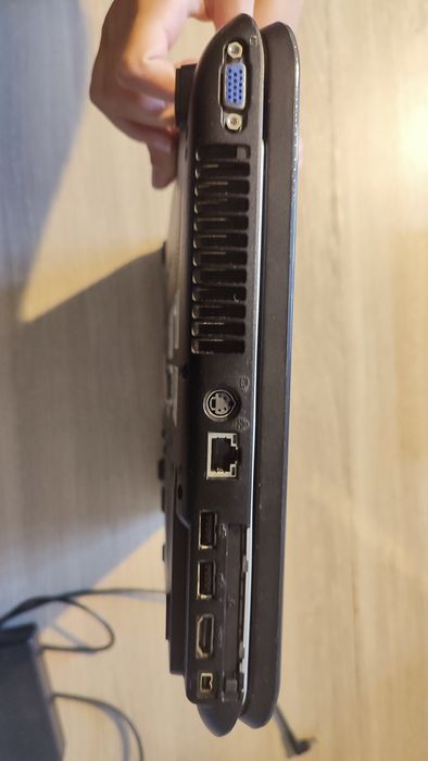 Laptop Toshiba Satellite 4gb ram 120ssd win10