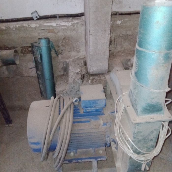 Подрібнювач зерна  , промисловий 22 кВт