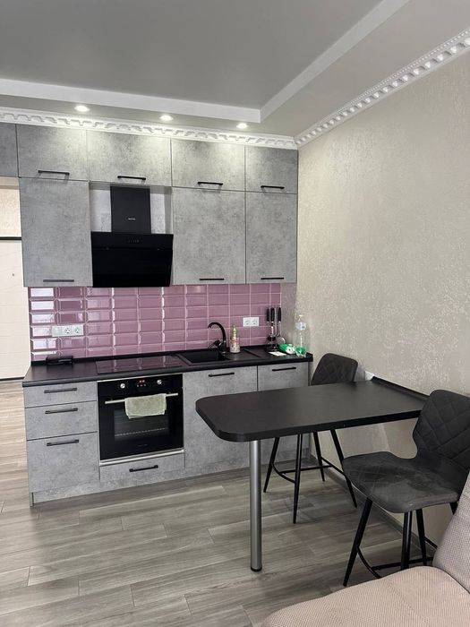 Продаж євро-2к. квартири ЖК "Нова Англія"