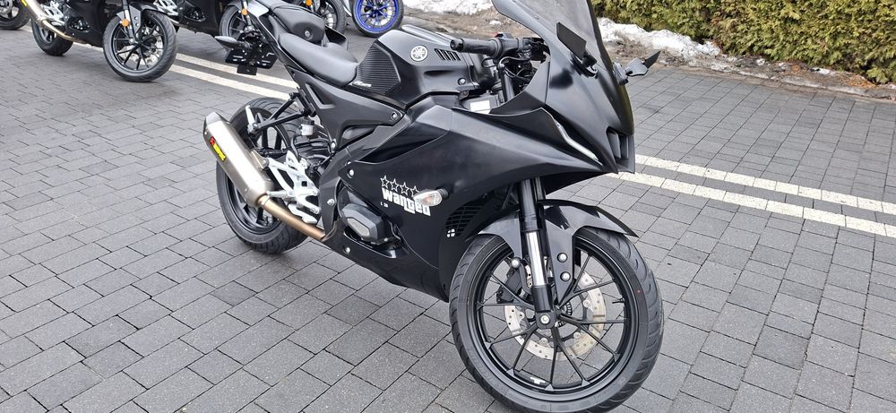 Yamaha YZF 125 2025 niw Mt honda cb125R
