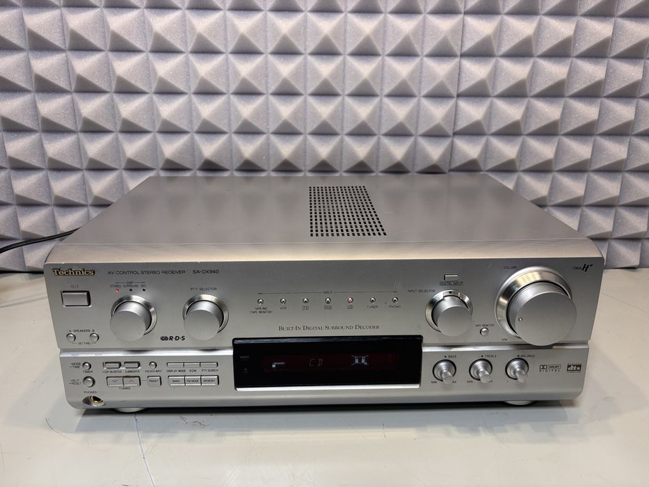 Amplituner Technics SA DX 940