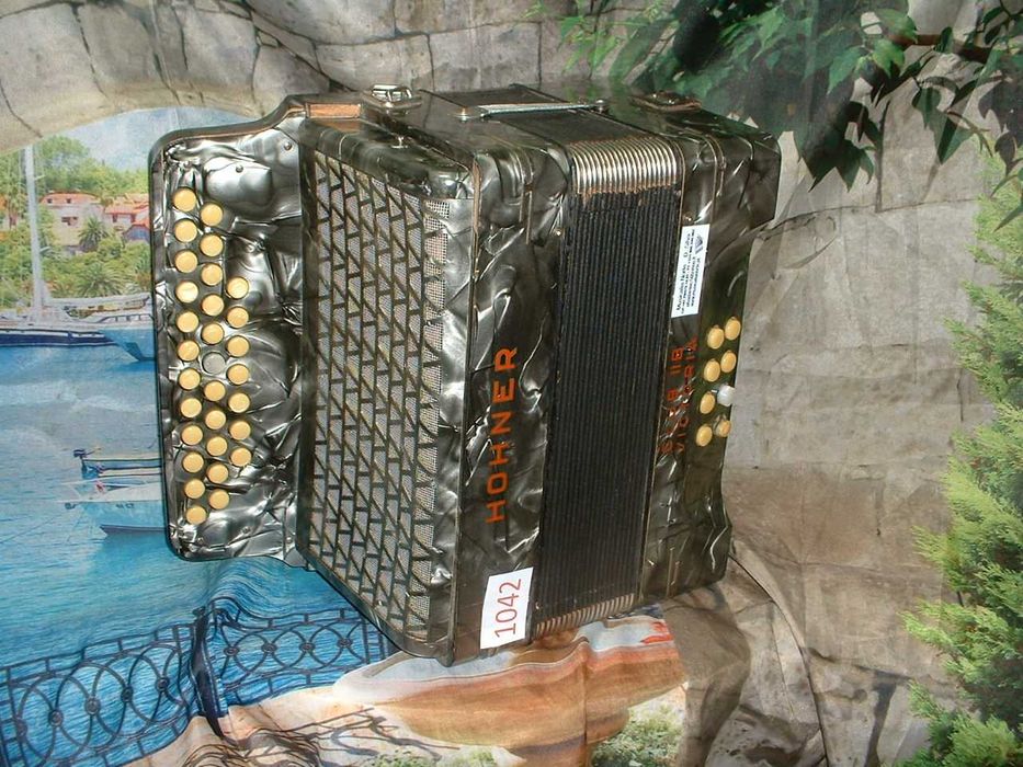 Concertina Avenda N .1042