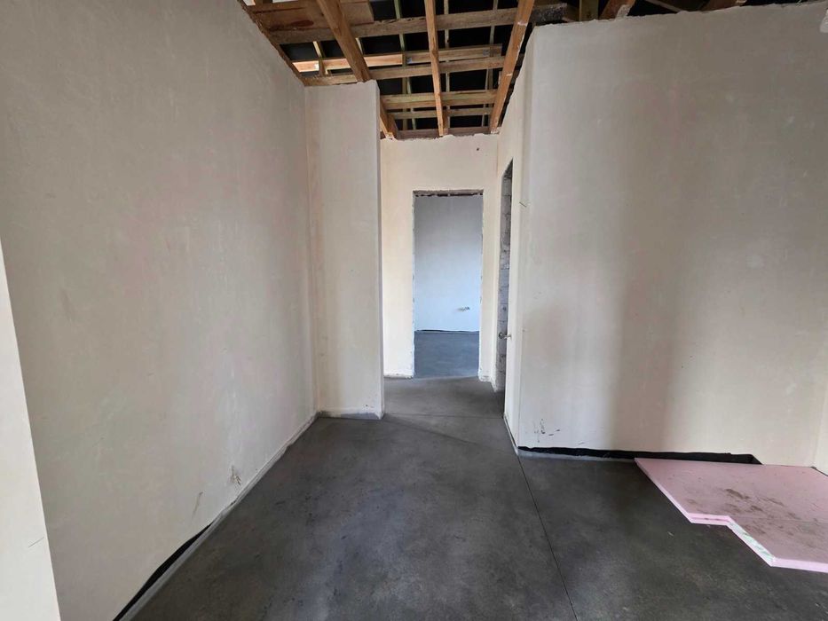 Тарасівка вул Павлюченка будинок 120м.кв. 5 соток землі