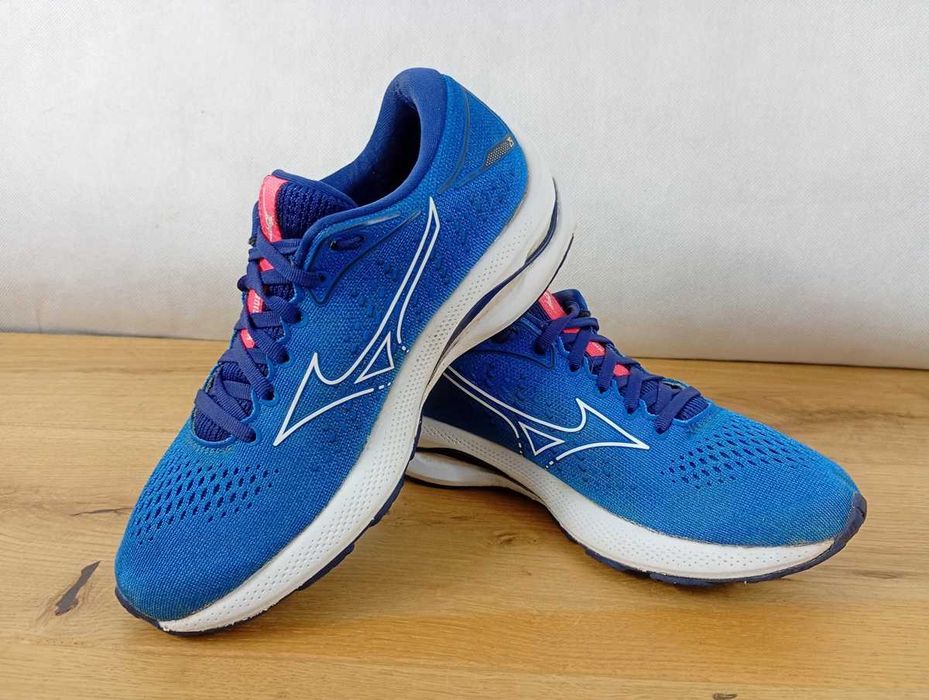 Buty do biegania damskie Mizuno Wave Rider 25, rozmiar 38,5