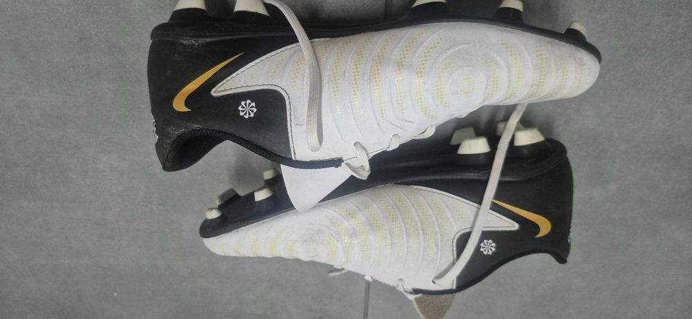 Korki piłkarskie Nike Phantom
