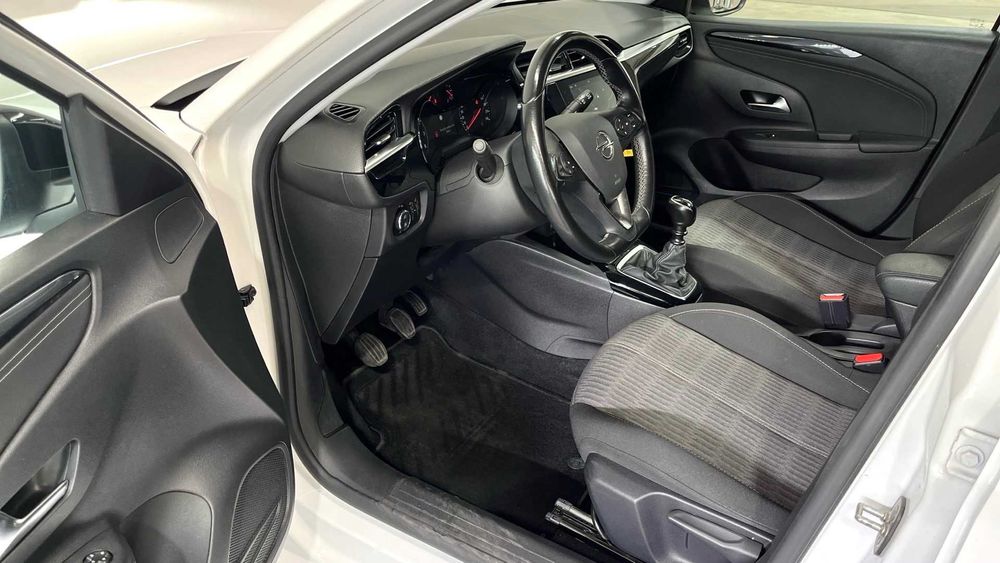 Opel Corsa 1.5 D Business Edition | Financiamento disponível