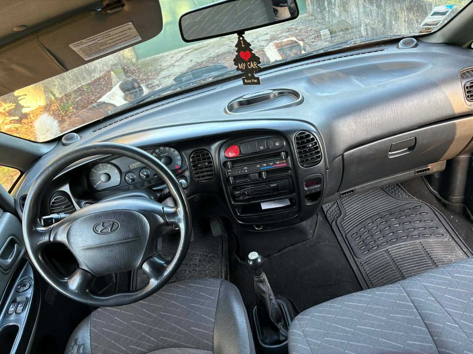 Hyundai H1 Starex 2008 – 6 Lugares – Comercial – 195.000 km