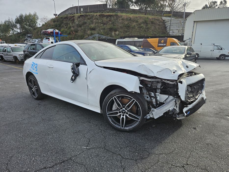 Mercedes-Benz E 220d Coupé 4 MATIC AMG  C238  de 2020 para peças