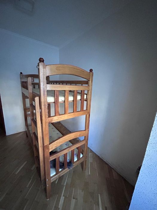 Продається двохярусне дитяче ліжко