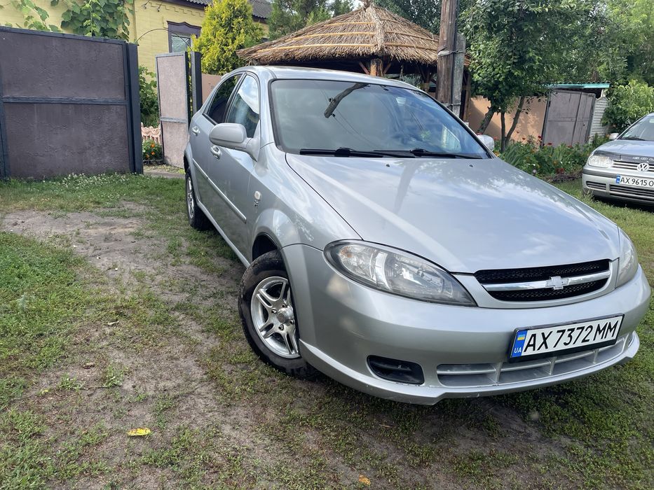 Продам лачетті на газу