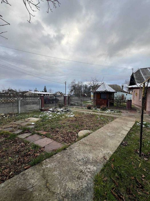 Продаж будинку + земельна ділянка в с.Березівка