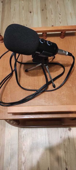 Студійний конденсаторний мікрофон BM 100FX. Студийный микрофон. Якість