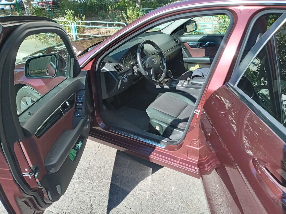 Mercedes-Benz C-Class 2007 W204, 200 Kompressor AT (184 к.с.)