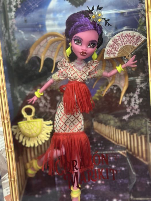 Коразон монстер хай