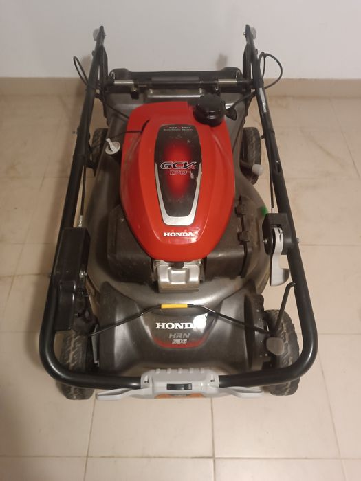 Máquinas Sthil e Honda