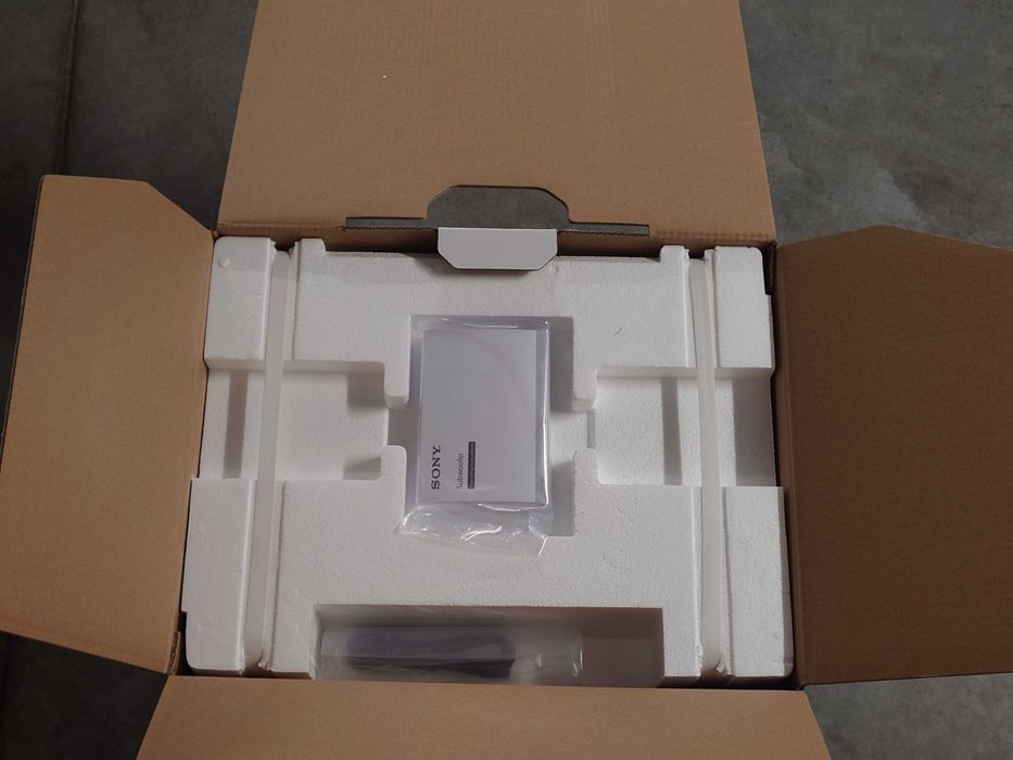 Nowy subwoofer aktywny Sony SA-SW5 300W czarny