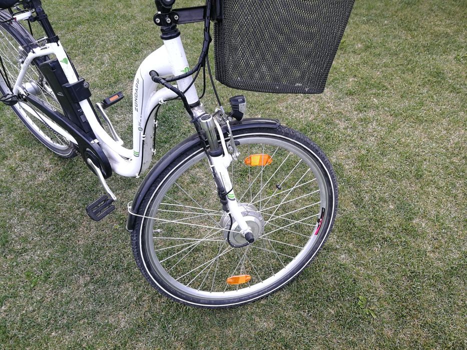 Rower niemiecki elektryk bateria samsung Zundapp 28cali kola niska ram