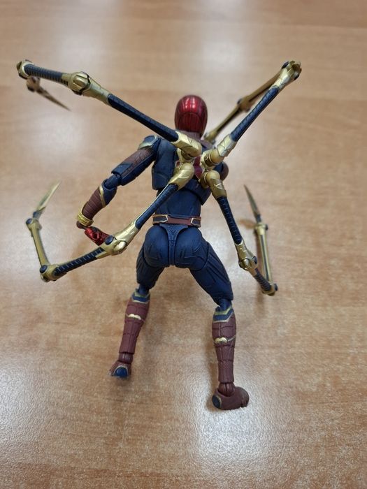 Figurka Iron Spider