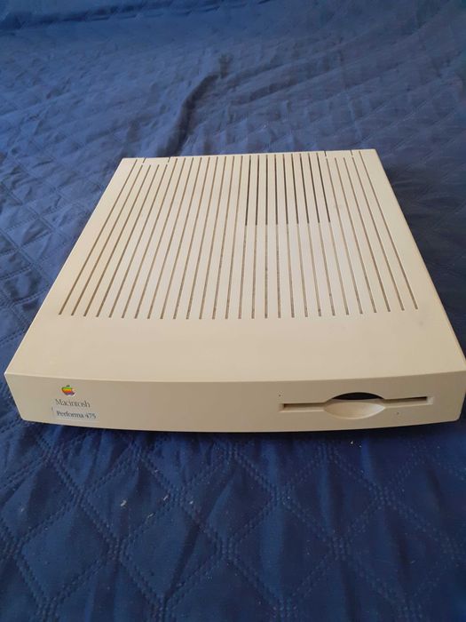 Apple Macintosh Performa 475