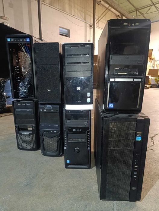 Caixas/Torres de PCs pra desocupar
