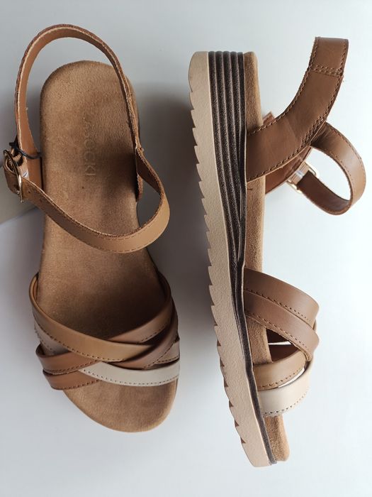 Skórzane sandały Lasocki