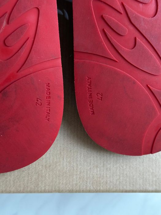 Klapki Christian Loubutin Loubi 43