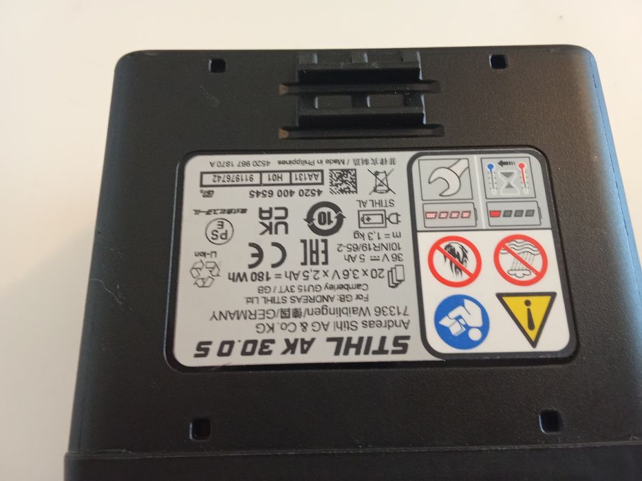 Stihl ak30s akumulator nowy oryginał