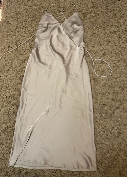 Жіноча  сукня, шовкова , розмір М, міді