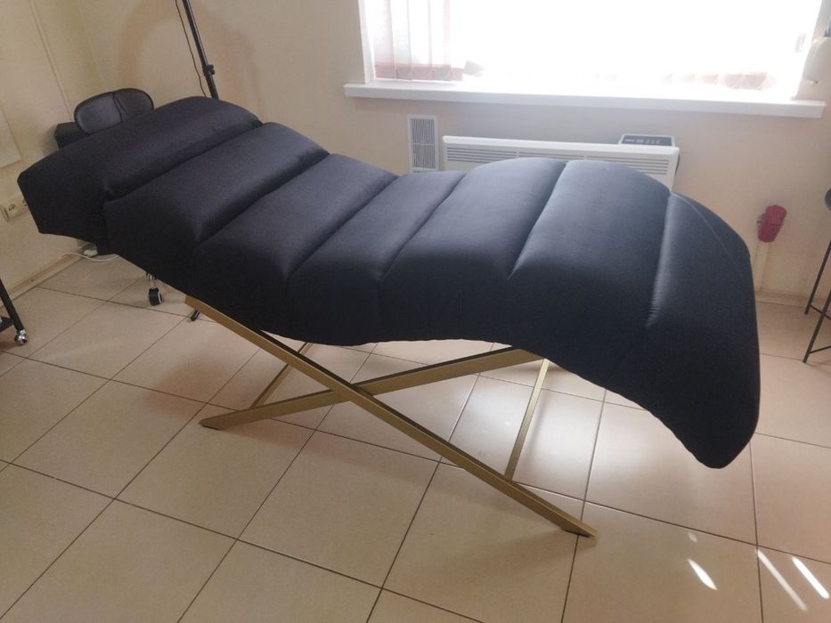 Кушетка для бьюти мастера