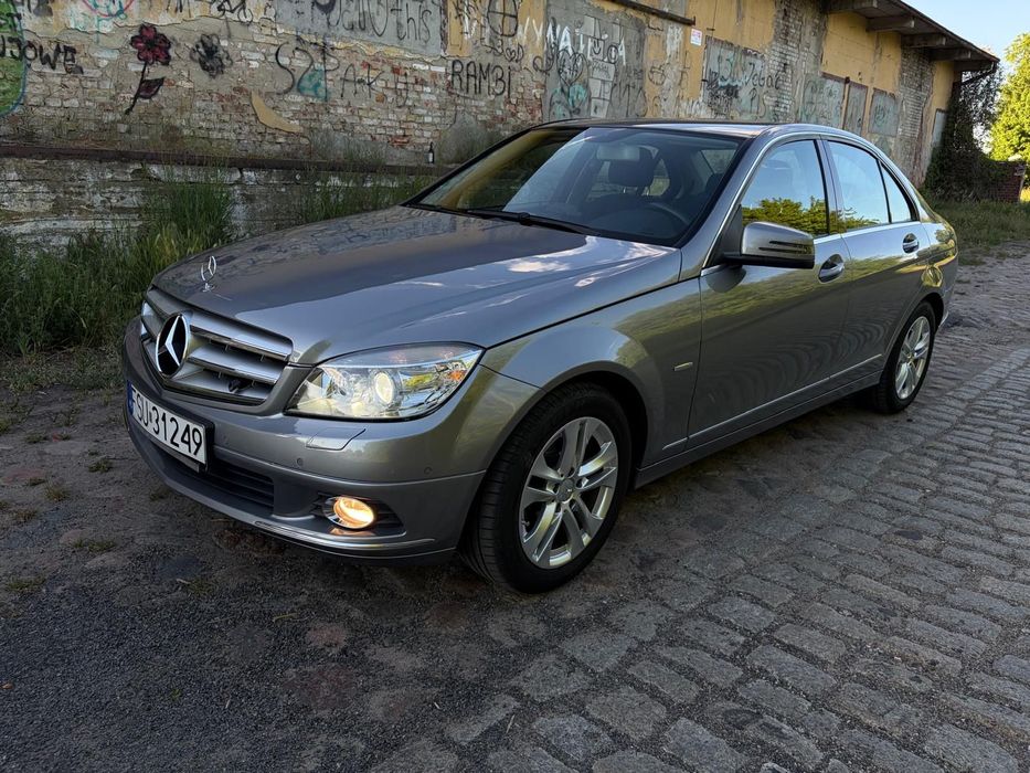Mercedes-Benz Klasa C Stan „pedantyczny”, zero wkładu, niski oryginalny przebieg