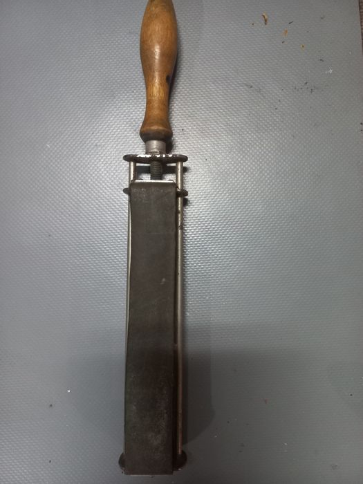 Продам точило для опасной бритви