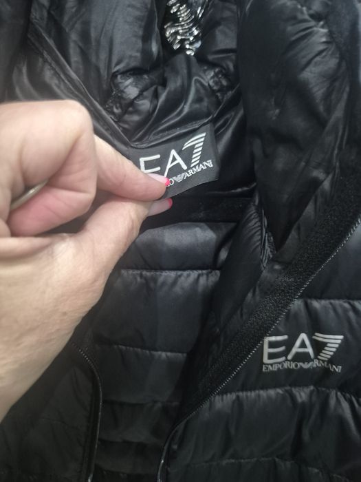 Sprzedam kurtke Armani