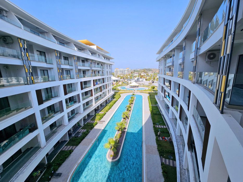 Квартира для большой семьи в премиум комплексе в Тюрклер, Алания D62