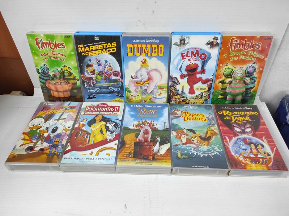 Cassetes: Taz; Bip Bip & Coiote // Pantera Cor Rosa// Dumbo; Marretas , Muppets; Pato Aventuras // Fimbles // Rua Sésamo - Elmo