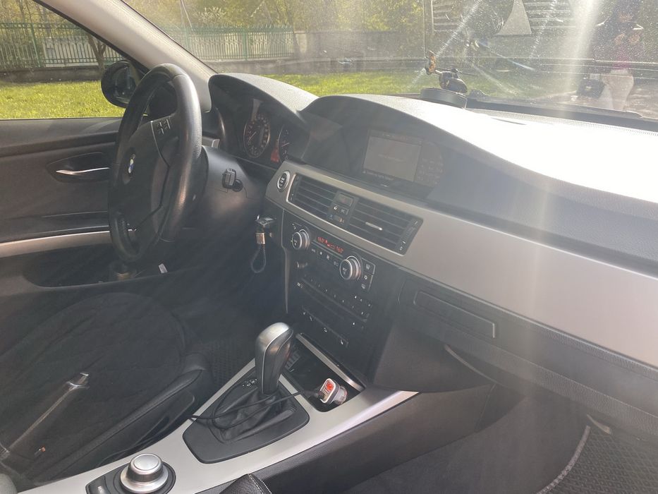 BMW E91 на повному приводі