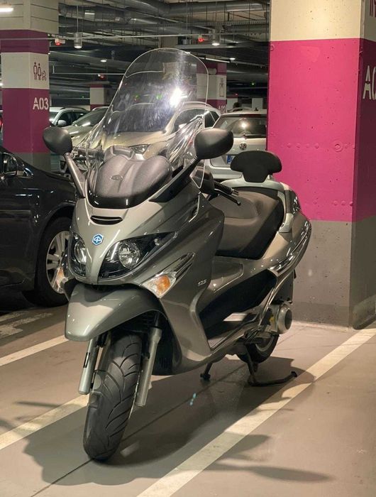 Skuter Piaggio xevo 125