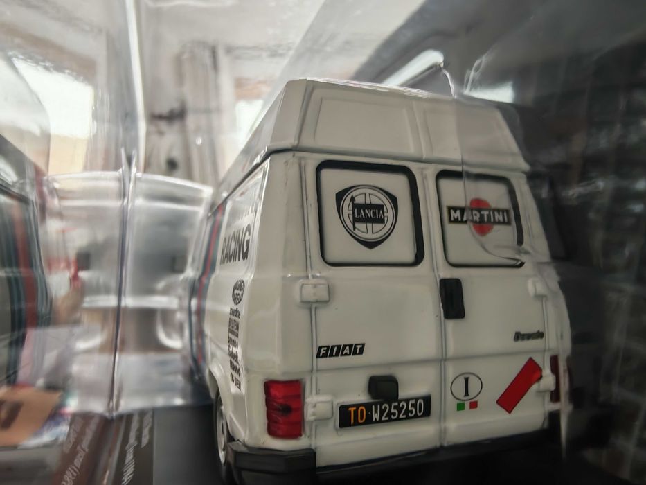 Lancia Delta Integrale 16V + Fiat Ducato  Team Lancia Martini Rally 1:43