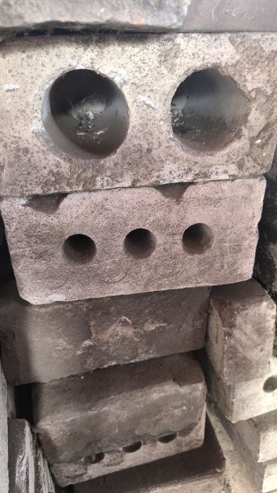 Stara cegła ok 250 szt