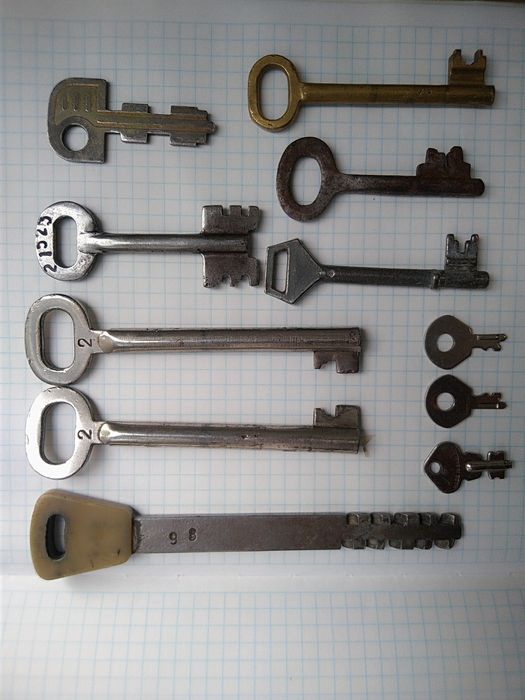 Ключи винтажныне , старинные