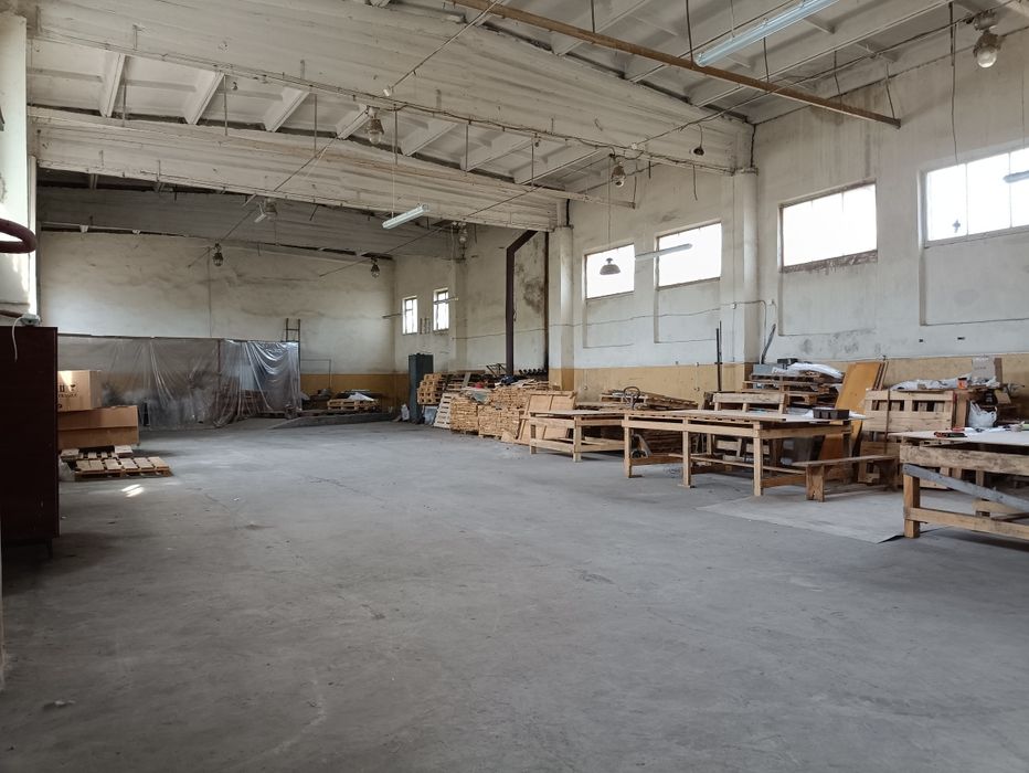 Виробничо-складське приміщення