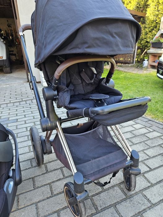 Wózek e-priam 2.0 2w1 (gondola i spacerówka)