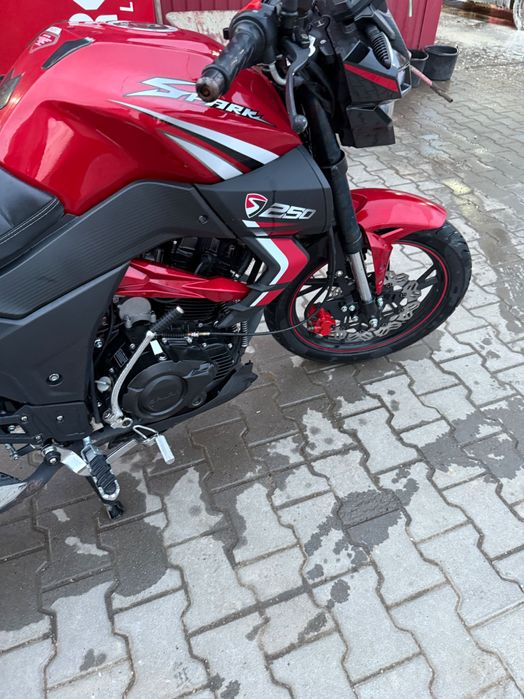 Мотоцикл Spark 250