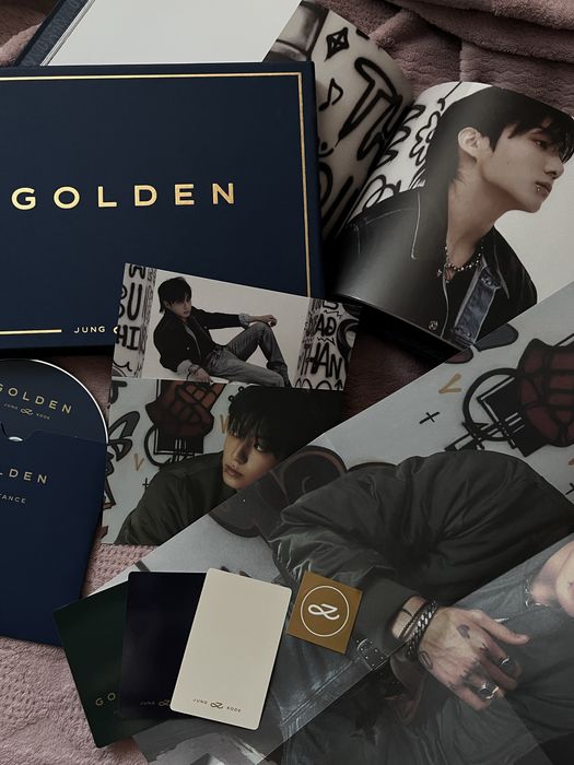 Альбоми bts:layover,golden