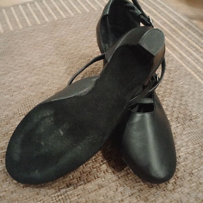 Туфлі для танців!